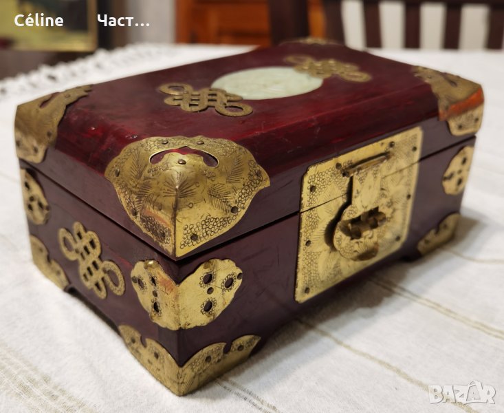 Старинно 19 век Ковчеже Кутия за Бижута от Палисандър, Нефрит, Бронзов Обков, снимка 1