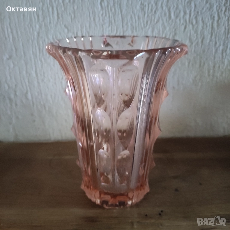 Стъклена ваза цветна, снимка 1