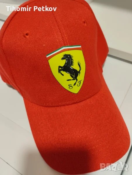 Червена шапка Ферари Ferrari, снимка 1