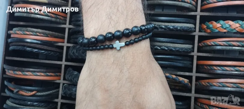 Сет мъжки гривни от оникс и хематит с кръст. Бижута Луди гъби., снимка 1