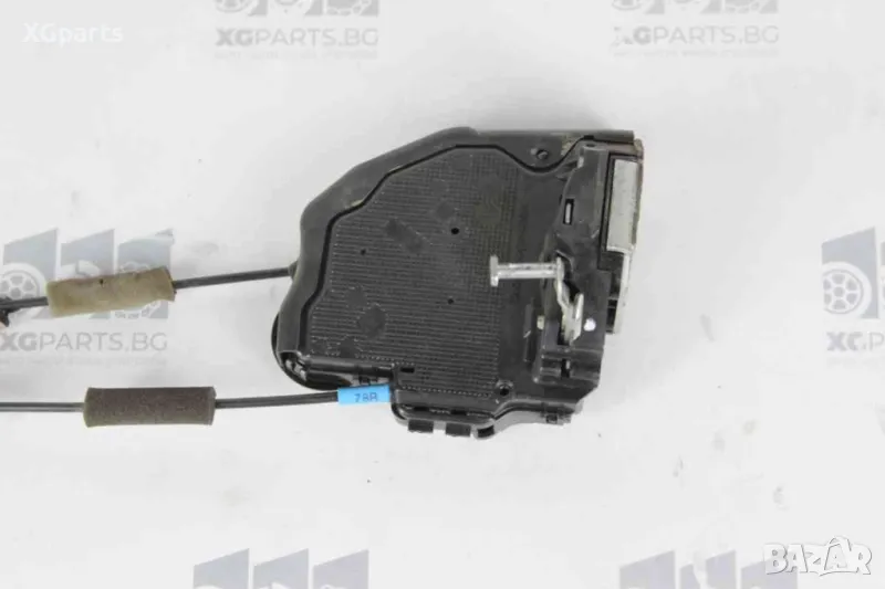 Брава врата задна лява за Toyota Avensis T27 (2009-2012), снимка 1