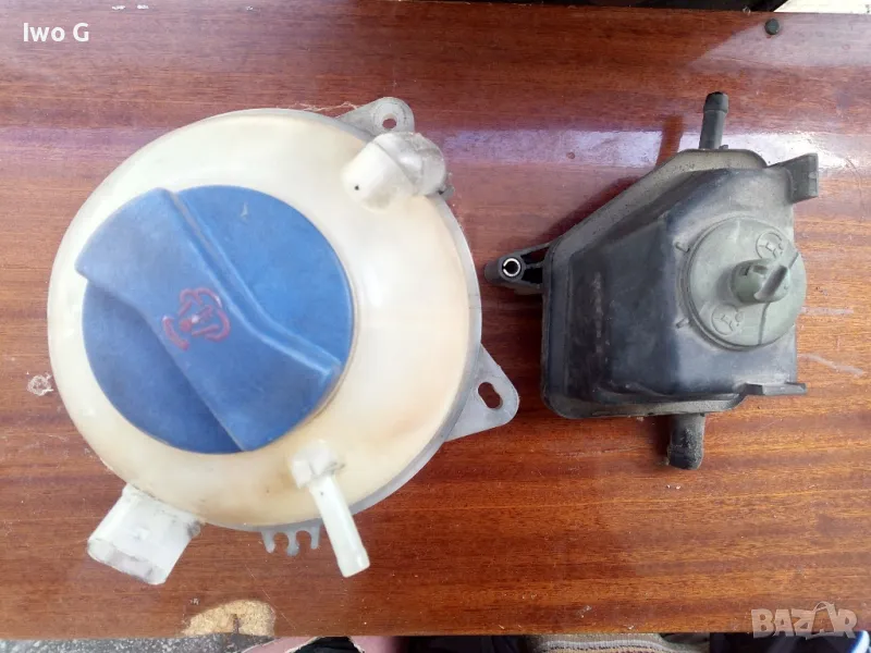 Казанчета за антифриз и хидравлична течност, снимка 1