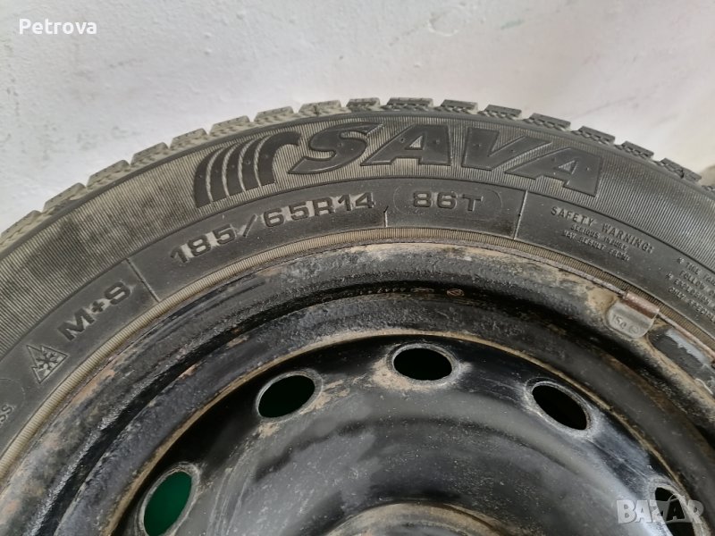 продавам гуми  с железни джанти 14 цола, снимка 1