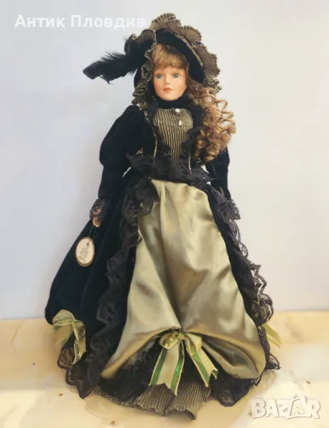 Порцеланова кукла “Vanity Fair” – Stewart Ross Fine Collectibles, снимка 1