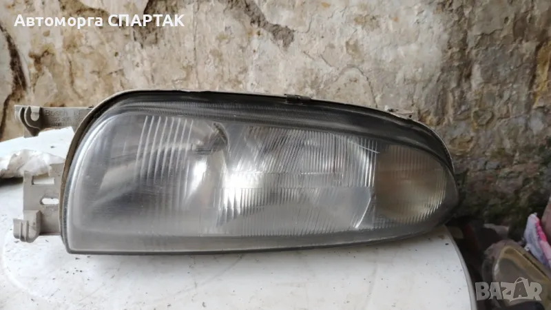 Ляв/десен фар за Форд фиеста , снимка 1