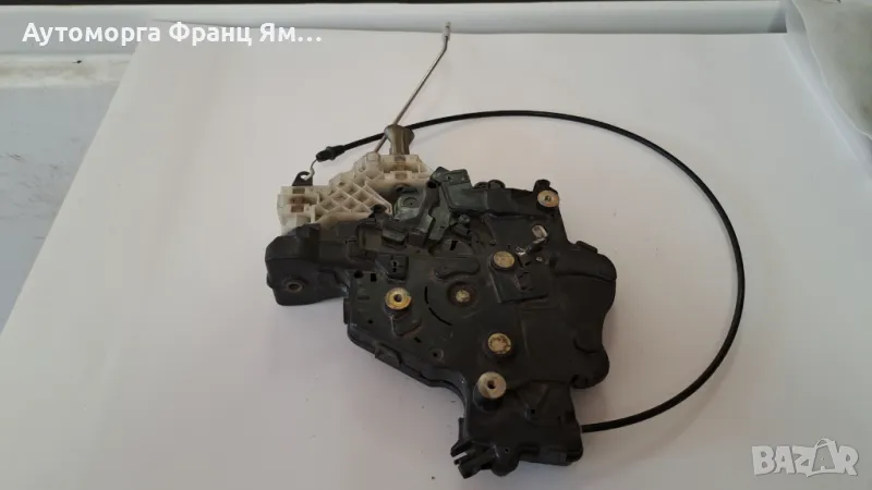 2K0843654D ЗАДНА ДЯСНА БРАВА НА ПЛЪЗГАЩА ВРАТА ЗА VOLKSWAGEN CADDY, снимка 1