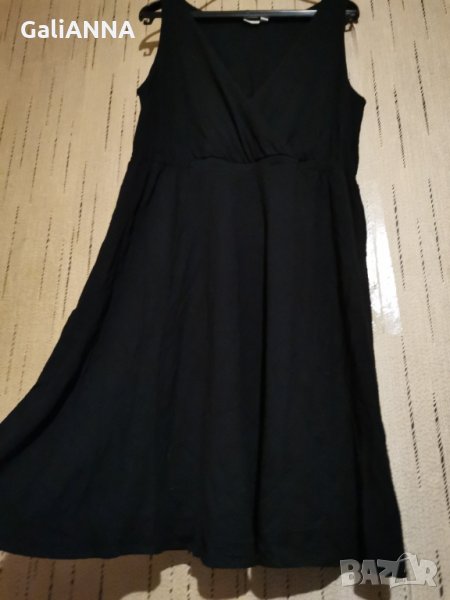 СТРАХОТНА СТИЛНА ЧЕРНА РОКЛИЧКА РАЗМЕР XL, снимка 1