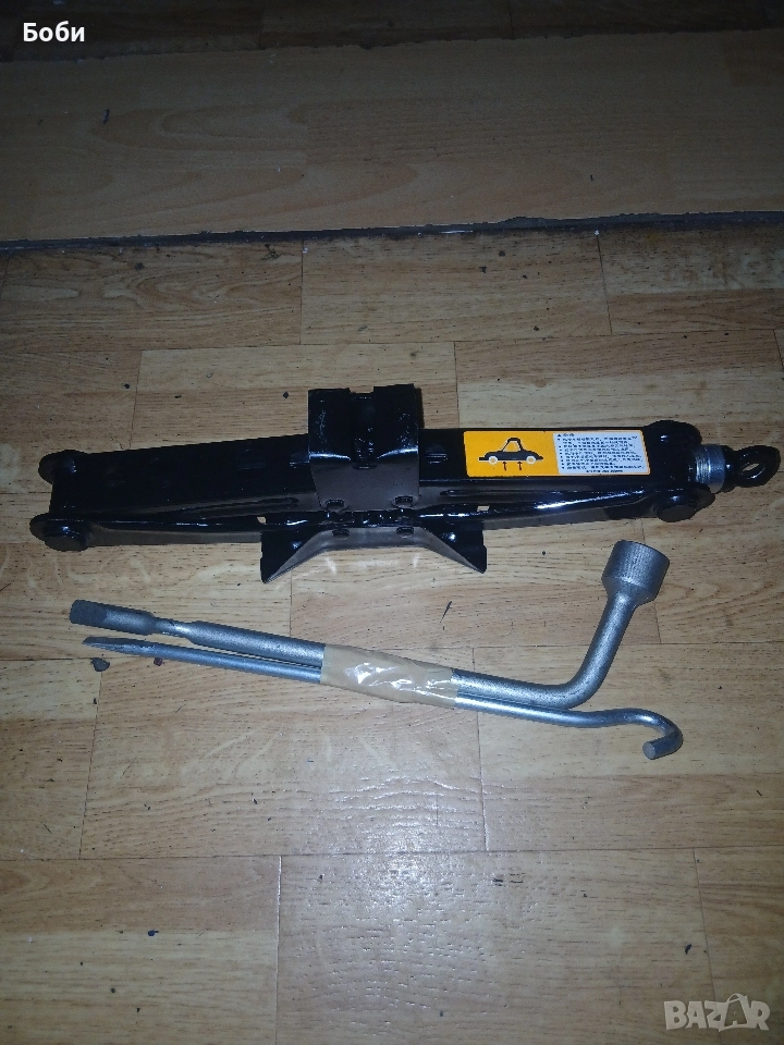 Оем крик Мазда СХ30 нов комплект, снимка 1