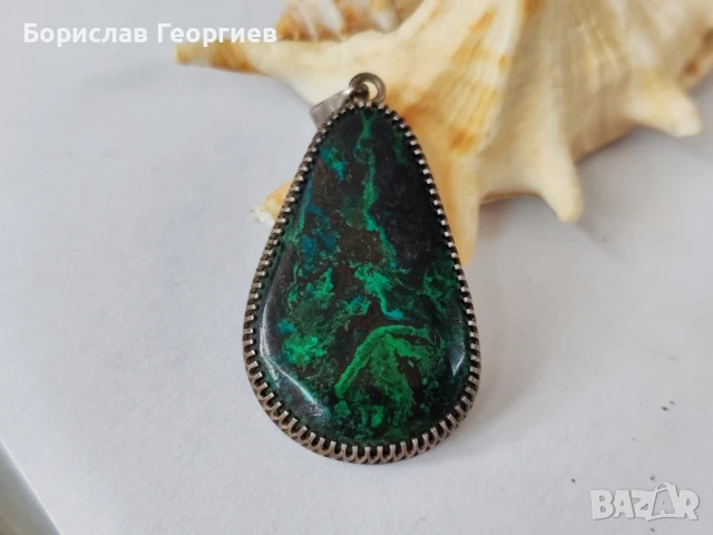 Сребърен медальон 925 с малахит, снимка 2 - Колиета, медальони, синджири - 51201127