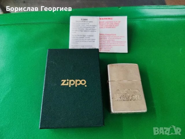 Посребрена запалка zippo 1999 г marlboro, снимка 1 - Колекции - 47301725