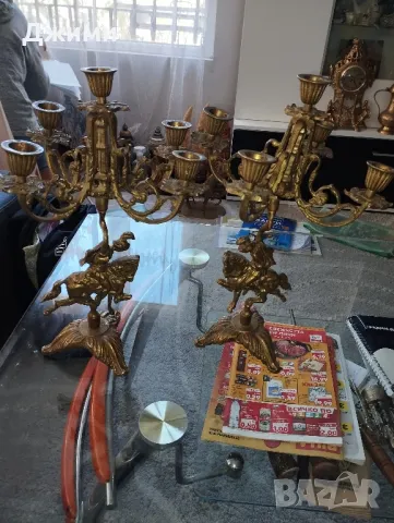 масивни бронзови свещници, снимка 9 - Антикварни и старинни предмети - 47725659