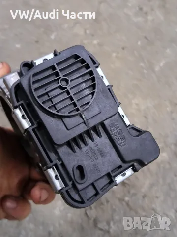 Дроселова клапа дросел за Голф 5 1.6 фси Volkswagen Golf 5 1.6 FSI Touran Jetta Passat 03C133062A, снимка 3 - Части - 50264558