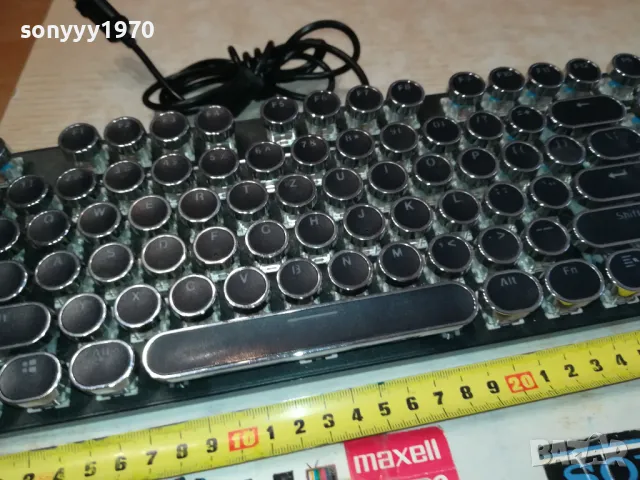 РЕТРО КЛАВИАТУРА ОТ ГЕРМАНИЯ 0602251017, снимка 3 - Аксесоари за кухня - 48988882