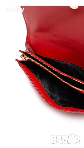 Аленочервена чанта/клъч, Love Moschino, снимка 4 - Чанти - 43442386