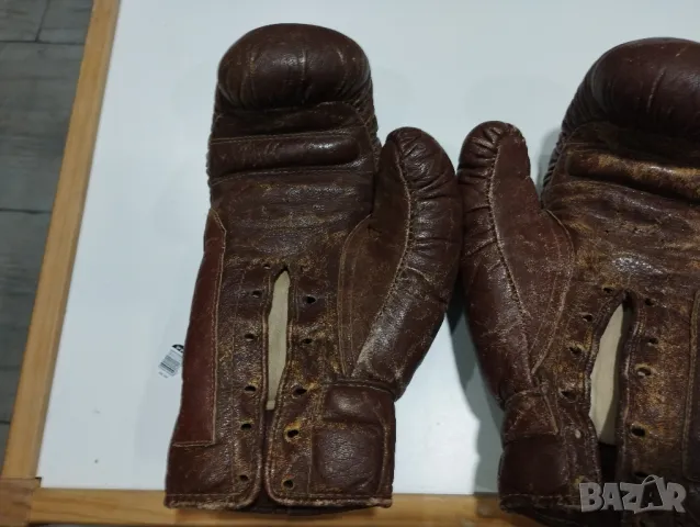 Стари боксови ръкавици., снимка 8 - Колекции - 49614141