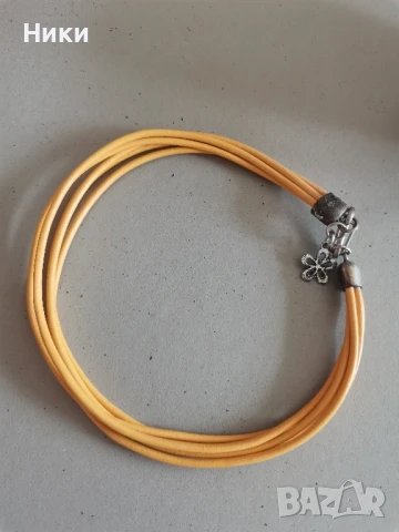 Ново жълто колие