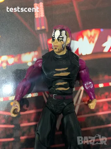 Екшън фигура WWE Jeff Hardy Deluxe Aggression Fully Customized Джеф Харди Делюкс играчка purple, снимка 9 - Колекции - 48361524