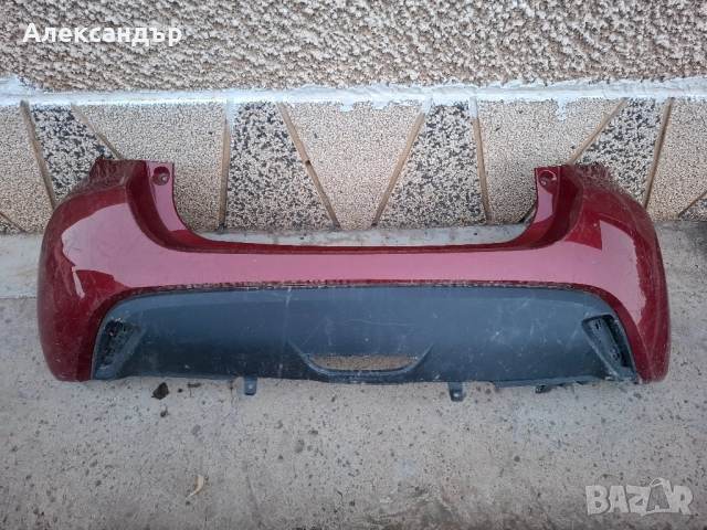 Задна броня за Toyota Yaris от 2020 година.