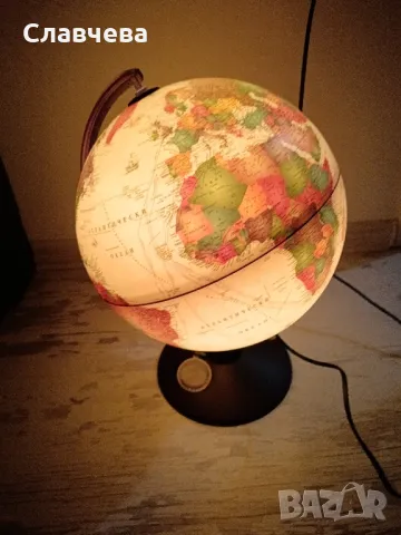 Глобус лампа, снимка 2 - Настолни лампи - 47525398