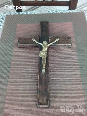 Предлагам антикварно и красиво разпятие.Дърво-бронз., снимка 2 - Антикварни и старинни предмети - 40479164