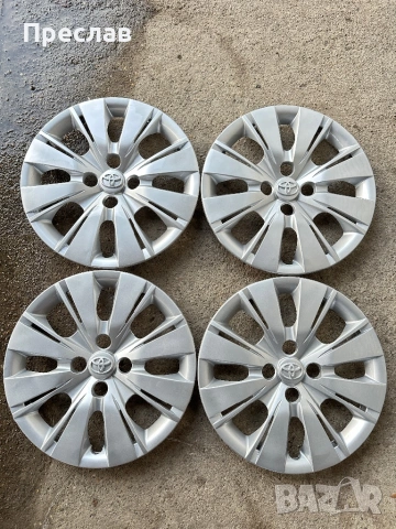 4 броя оригинални тасове за Toyota Yaris, Aygo 15