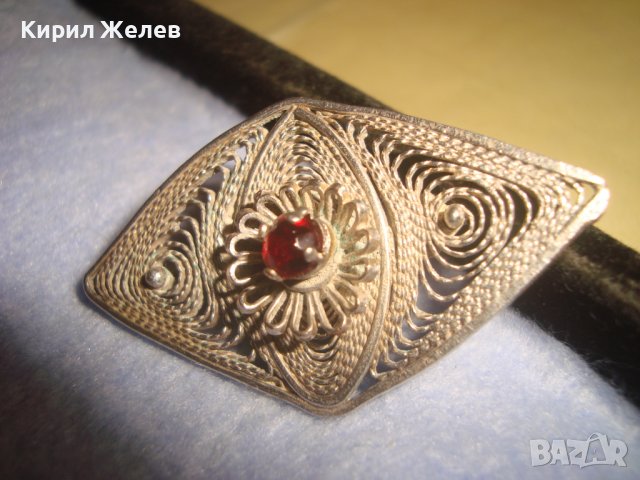 19 Век ФИЛИГРАННА СРЕБЪРНА РЕТРО БРОШКА МНОГО ВИСОКА ПРОБА СРЕБРО с ЕСТЕСТВЕН ФАСЕТИРАН ГРАНАТ 32435, снимка 17 - Антикварни и старинни предмети - 38352010