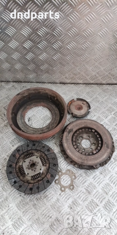 Съединител VW Golf 4 1.4i 16v 1999г.	