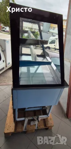 Сладкарска хладилна витрина, снимка 2 - Витрини - 50277057