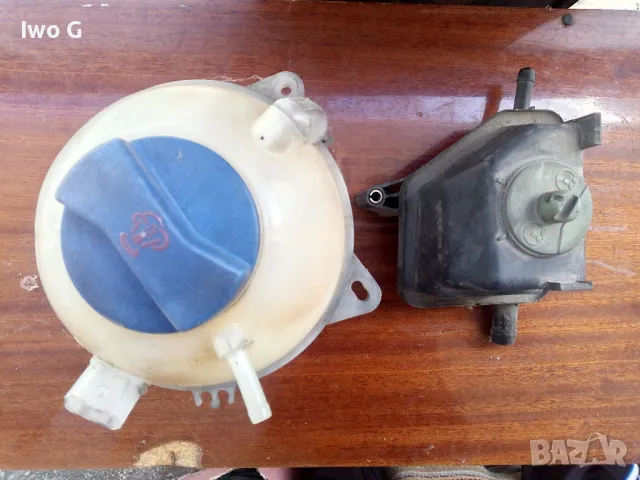 Казанчета за антифриз и хидравлична течност