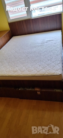 спалня 160/220, махагон с 2 чекмеджета и матрак, снимка 3 - Спални и легла - 52304528