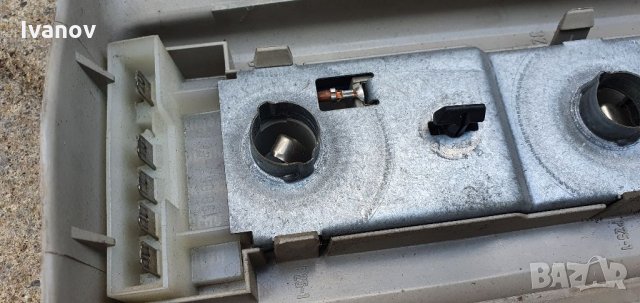 Платка  фасунги за стоп ляв десен платки за крушки стопове двоен стоп bmw e30 капак за стоп бмв е30 , снимка 16 - Части - 33441212