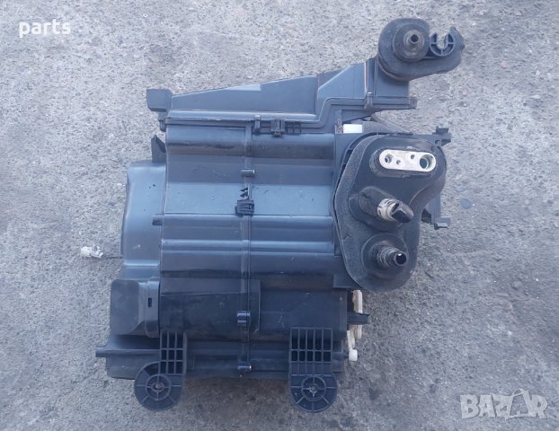 Корпус и Радиатор Парно Мазда - G1681GJ6A - GA011GJ6A N, снимка 2 - Части - 43096119