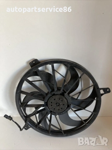 Вентилатор на радиатора за Jeep Cherokee 3.7 (2005) 52079528AB, снимка 2 - Части - 53568944