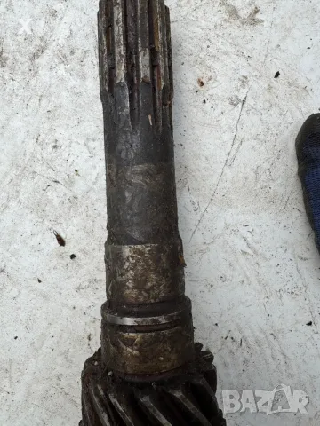 ПЪРВИЧЕН ВАЛ ГАЗ 21 ВОЛГА 21 НОВ СССР 20-1701030-Б, снимка 3 - Части - 49525828