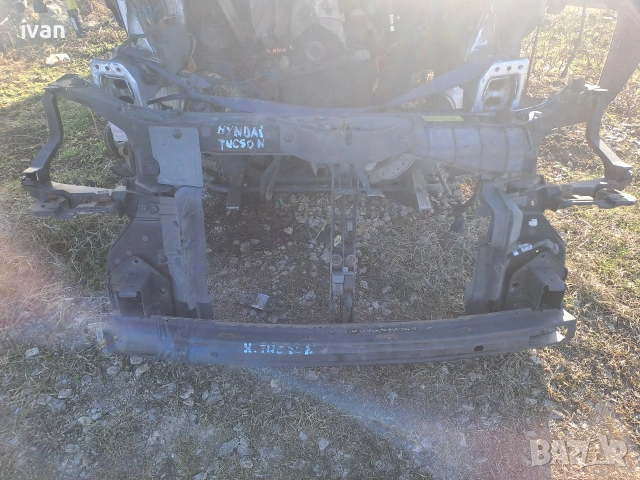 предна маска очиларка греда за Hyundai Tucson , снимка 4 - Части - 53167148