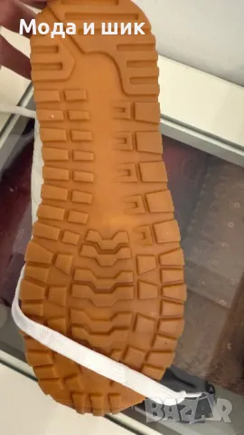 Чисто нови бели маратонки, снимка 3 - Дамски ежедневни обувки - 49933271