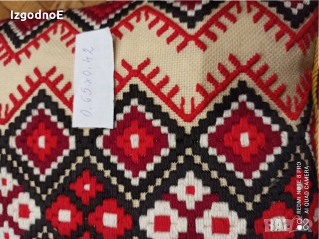 Нова ръчно изработени възглавница с подарък пълнеж, снимка 2 - Декорация за дома - 35128455