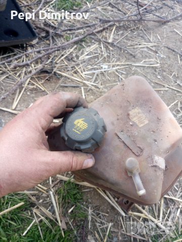 Казанче антифриз Лада калина 2004-2013, снимка 3 - Части - 40074142