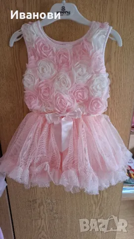 Страхотна розова рокля с рози за малко момиченце на 1 година, снимка 2 - Бебешки рокли - 49894514
