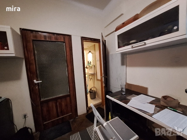 Обзаведена стая със собствена баня за момиче / студентка в Център до метро Сердика, снимка 7 - Стаи под наем - 52360786