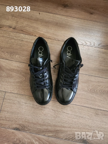 Мъжки обувки Calvin Klein естествен лак 45 номер, снимка 4 - Маратонки - 52349079