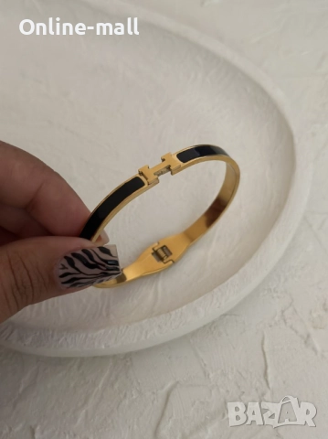 Луксозна дамска гривна в стил Hermès Clic H – медицинска стомана 316L, златна, сребърна, бяла или че, снимка 3 - Гривни - 52425145