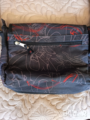 Дамска чанта , снимка 4 - Чанти - 51614261