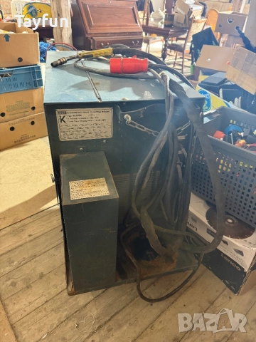 Професионален Заваръчен Апарат ESS MIG-MAG 402 MW - Трифазен, Водно Охлаждане, снимка 5 - Други инструменти - 52605854