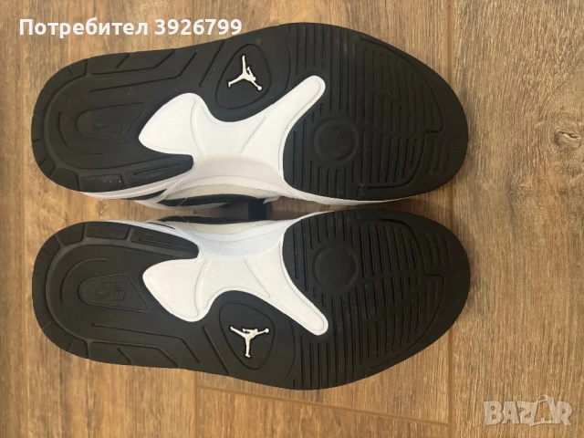 Дамски/детски маратонки Nike air Jordan stadium 90, снимка 5 - Маратонки - 50580655