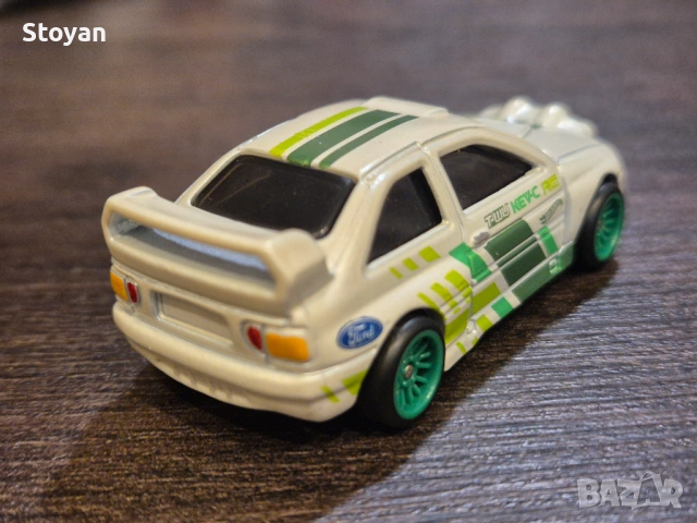 Hot Wheels Ford, снимка 2 - Колекции - 53273123