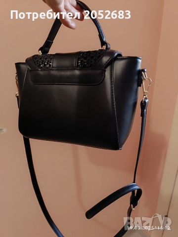 Дамска чанта, снимка 3 - Чанти - 51769442