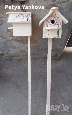 рисувани дървени къщички за птици със стойка, снимка 2 - Декорация за дома - 28855149