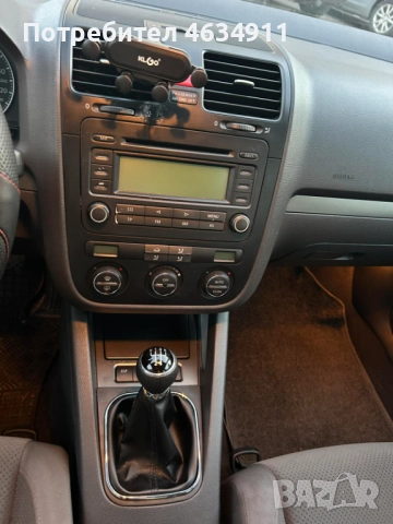 Golf 5 1.9 TDI, снимка 7 - Автомобили и джипове - 52202968