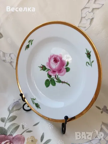 Meissen, троен сет за кафе и десерт, декор роза, злато и дръжка лебедова шия , снимка 8 - Антикварни и старинни предмети - 48917081